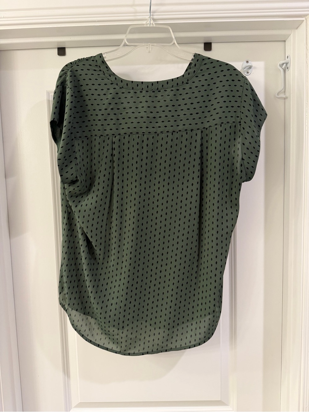 Olive V-Neck Short Sleeve Dot Blouse - Picture 3 of 3